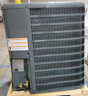 Photo of Goodman GSX140301-GMEC800804BX-CAPFA3626B6 SND-KIT SND 2.5 Ton, 14.5 SEER Cond & SND 80,000 BTU Furnace, 80% Efficiency, 2 Stage Burner & New 3 Ton, W 17 1/2 x H 26 x D 21 48877