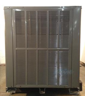 Photo of USA Made by Leading Manufacturer AHPH1460H41 (631976) 5 Ton, 14 SEER Self-Contained Packaged Heat Pump, Dedicated Horizontal 28194