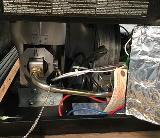 Williams 3511921A (Item No. 633623) 35,000 BTU High Altitude (2,001 -  4,000') Console Heater, 71% Efficiency, LP, Enclosed Front