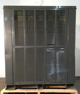 Photo of USA Made by Leading Manufacturer AHPH1460H41 (636452) 5 Ton, 14 SEER Self-Contained Packaged Heat Pump, Dedicated Horizontal 29268