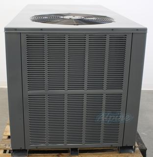 Photo of Goodman GPCH36041 (Item No. 703958) 5 Ton, 13.4 SEER2 Two-Stage Self-Contained Packaged Air Conditioner 51127