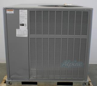 Photo of Blueridge BPRPHP1442EP-2 (Item No. 704919) 3.5 Ton Cooling, 39,000 BTU Heating, 14 SEER Self-Contained Packaged Heat Pump, Multi-Position 51394