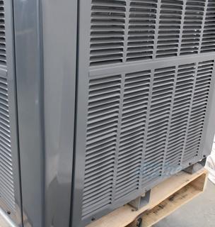 Photo of Goodman GPHH54241 (Item No. 714839) 3.5 Ton, 15.2 SEER2 Self-Contained Two-Stage Packaged Heat Pump 62132