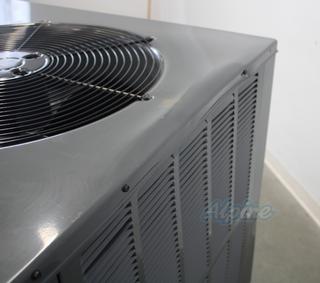 Photo of Goodman GPCH36041 (Item No. 719631) 5 Ton, 13.4 SEER2 Two-Stage Self-Contained Packaged Air Conditioner 56509