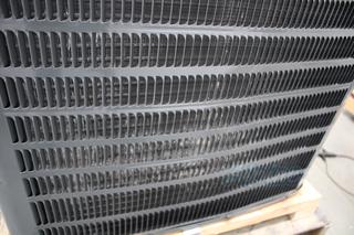 Photo of Goodman GSXH506010 (Item No. 732464) 5 Ton, 15.2 SEER2 Two-Stage Condenser, R-410A Refrigerant 60253