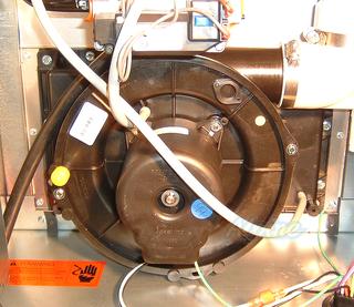 Photo of Goodman GMS950904CXA 92000 BTU - 95% Efficiency, Upflow / Horizontal Flow Application 1801