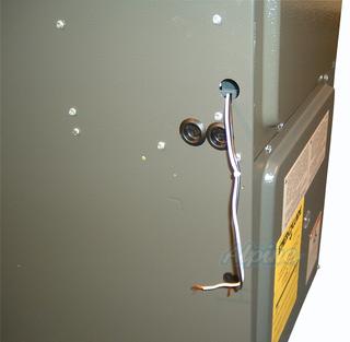 Photo of Goodman GMS950904CXA 92000 BTU - 95% Efficiency, Upflow / Horizontal Flow Application 1794