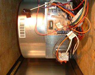 Photo of Goodman GCS90453BXA Gas Furnace 46,000 BTU Furnace, 93% Efficiency, Single-Stage Burner, Multi-Speed Blower, Downflow/Horizontal Flow Application 1665