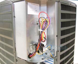 Photo of Goodman GSC140421 Central Air Conditioner 3.5 Ton, 14 or 15 SEER Condenser, R22 Refrigerant 6231