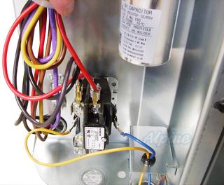 Photo of Goodman GSC130301 Central Air Conditioner 2.5 Ton, 13 SEER Condenser, R22 Refrigerant 6234
