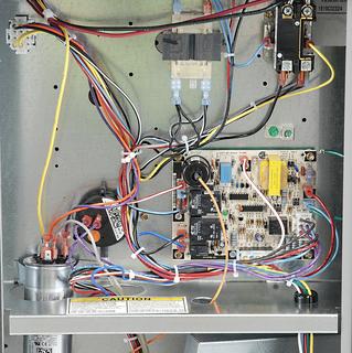 Photo of Blueridge BPRPGE1460-126EP 5 Ton Cooling / 126,000 BTU Heating 14 SEER Gas Package Unit, Multi Positional 31093