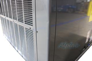 Photo of Goodman GPCM33041 (Item No. 716764) 2.5 Ton, 13.4 SEER2 Self-Contained Packaged Air Conditioner, Multi-Position 55612