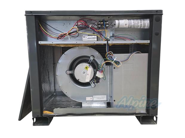 Photo of Goodman GPCH33041 (Item No. 730107) 2.5 Ton, 13.4 SEER2 Self-Contained Packaged Air Conditioner 59578