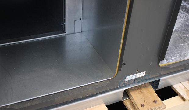 Photo of Goodman GPCH34241 (Item No. 728917) 3.5 Ton, 13.4 SEER2 Self-Contained Packaged Air Conditioner 59214