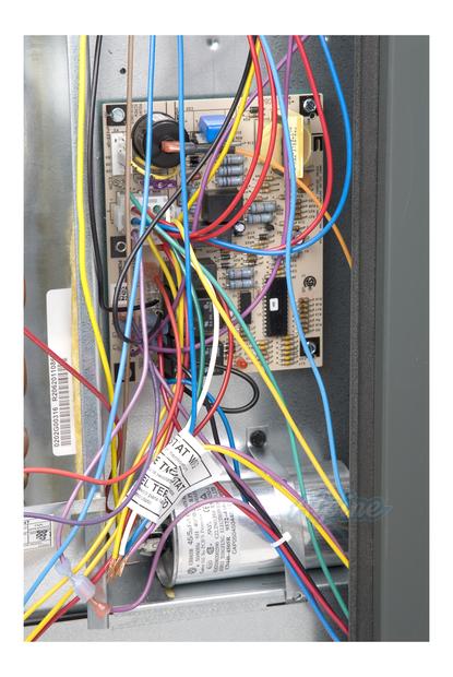 Photo of Goodman GPG152407041 2 Ton, 15 SEER Cooling, 92,000 / 69,000 BTU Heating, 2-Stage Heating, Self-Contained Furnace / AC 10639