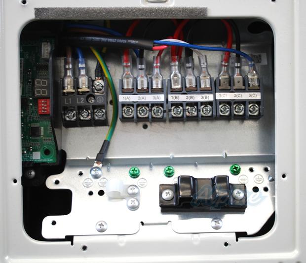 Photo of Blueridge BDM1A18SC0-6WM-9WM 18,000 BTU (1.5 Ton) 2-Zone DIY 23.9 SEER2 Inverter R-454B DM1 Series Heat Pump Condenser System 61451