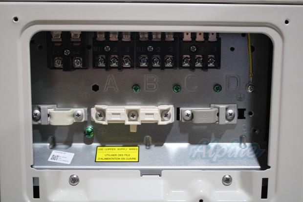 Photo of Blueridge BXM0Z24SC0-12FC-12WM 24000 BTU (2 Ton) 2-Zone 17 SEER2 Inverter R-32 XM0 Series Heat Pump System 64431