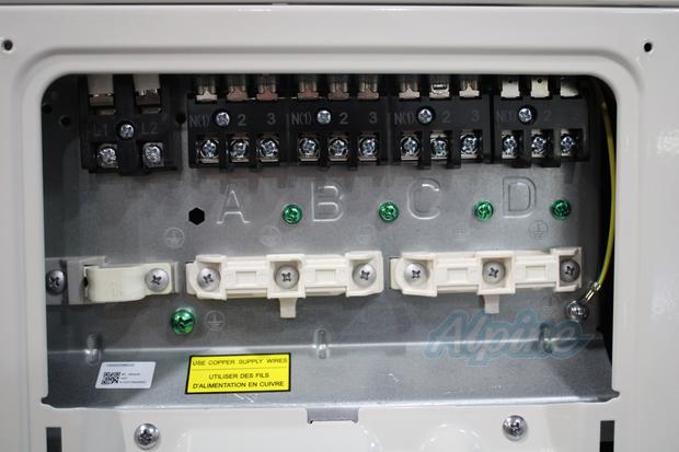 Photo of Blueridge BXM0Z30SC0-12FC-12WM 30000 BTU (2.5 Ton) 2-Zone 17 SEER2 Inverter R-32 XM0 Series Heat Pump System 64432