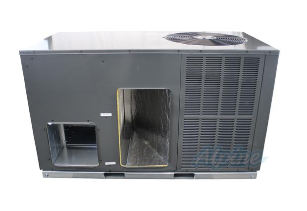 Photo of Goodman GPHH32431 2 Ton, 13.4 SEER2 Self-Contained Packaged Heat Pump 62793