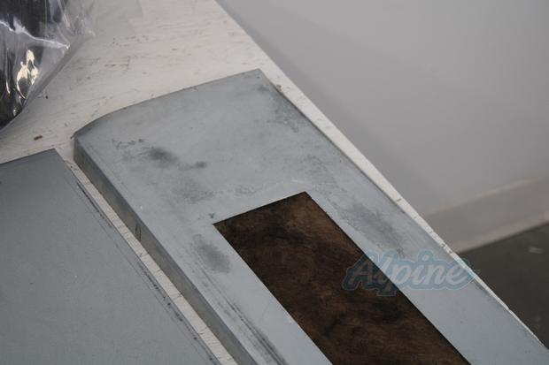 Photo of Blueridge 21J17 (Item No. 742063) 3.5 - 5 Ton Blueridge Package Unit 8” Height Full Perimeter Flat Roof Curb 64189