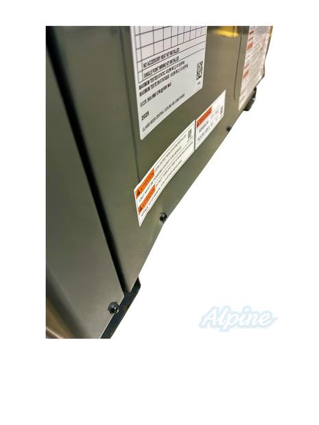 Photo of Goodman GPHH33031 (Item No. 729165) 2.5 Ton, 13.4 SEER2 Self-Contained Packaged Heat Pump 59242
