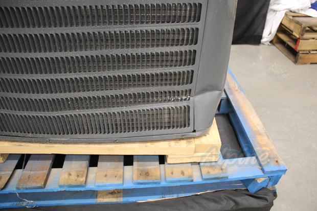 Goodman GLXS4BA4210 (Item No. 744571) photo 5 of 9