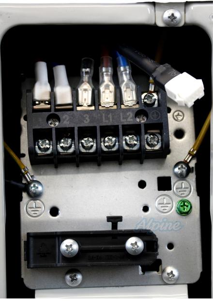 Photo of Blueridge BDS2A18SC0 18,000 BTU 22.5 SEER Single Zone 208-230V DIY Ductless Mini Split Outdoor Condenser 63253