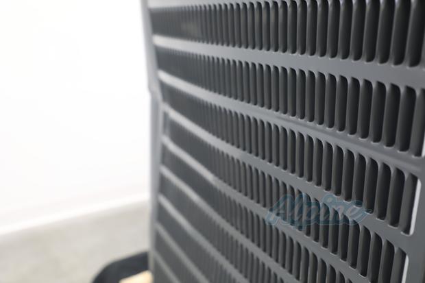 Photo of Goodman GSX140481 (Item No. 673849) 4 Ton, 14 to 15 SEER Condenser, R-410A Refrigerant 40017
