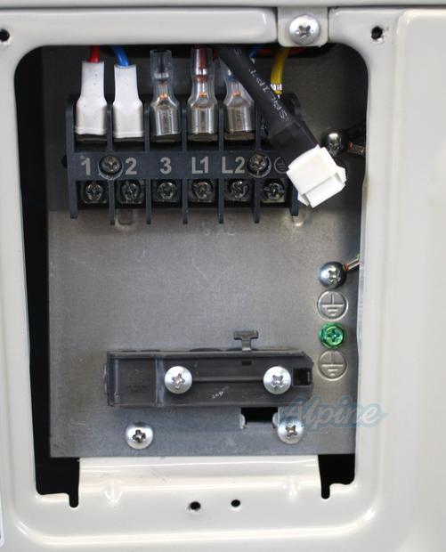 Photo of Blueridge BXS6A09UC0-9WM-KIT15 9,000 BTU (0.8 Ton) 1-Zone 33.3 SEER2 Inverter R-454B XS6 Heat Pump Ultra Cool/Ultra Heat System KIT 15 FT 60410